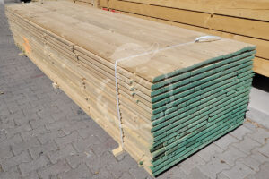 Fenyő,Fűrészáru Deszka, 2,5x10x4