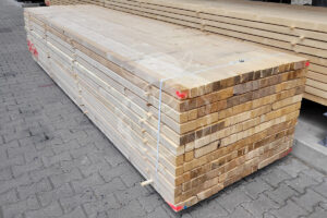 Fenyő,Fűrészáru Stafni 5x5x4m (b)